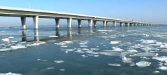 青岛胶州湾出现海冰凌景观,什么是海冰凌现象?